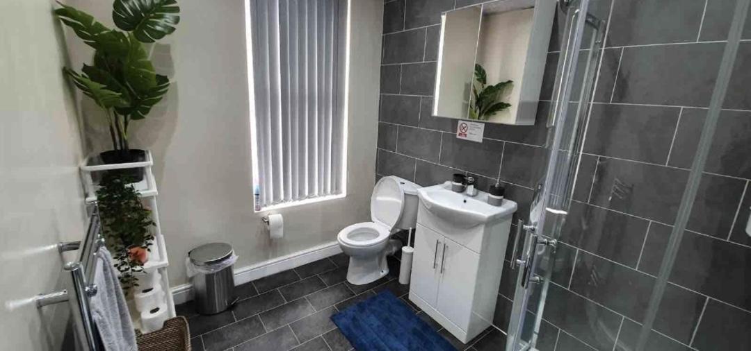 Hotel Bright Sunny, Double Bed With Garden, Tv And Wi-Fi Leeds  Exteriér fotografie