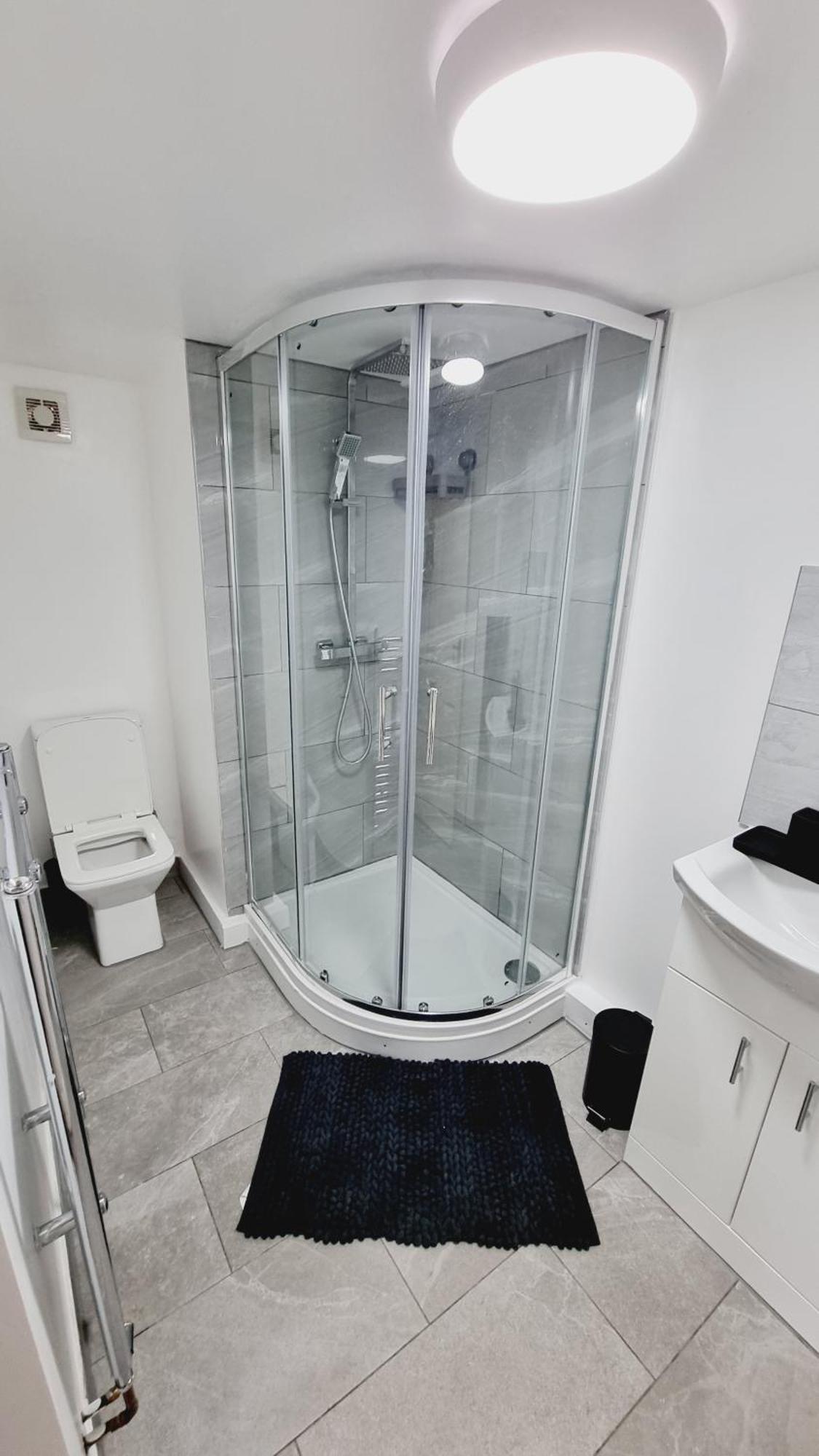 Hotel Bright Sunny, Double Bed With Garden, Tv And Wi-Fi Leeds  Exteriér fotografie