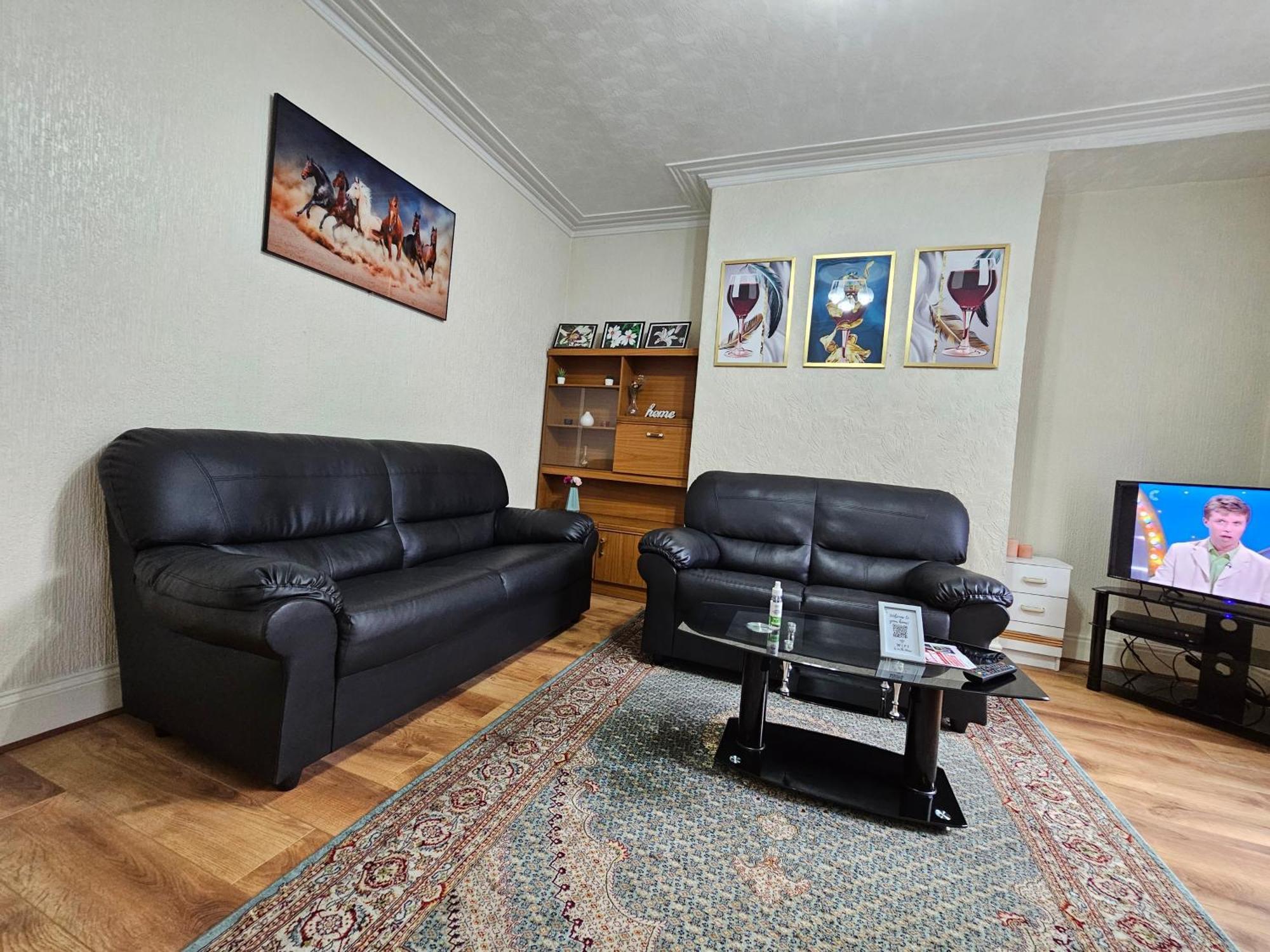 Hotel Bright Sunny, Double Bed With Garden, Tv And Wi-Fi Leeds  Exteriér fotografie