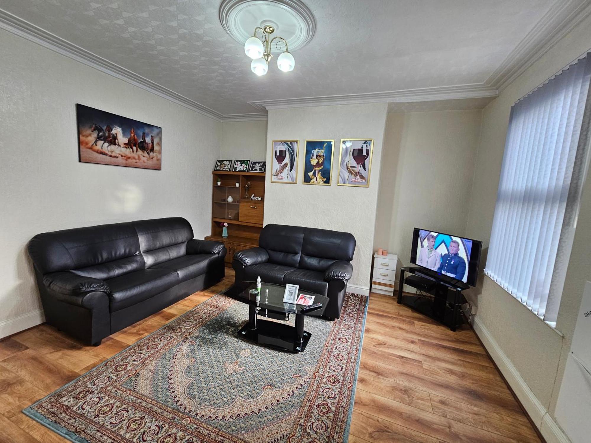 Hotel Bright Sunny, Double Bed With Garden, Tv And Wi-Fi Leeds  Exteriér fotografie